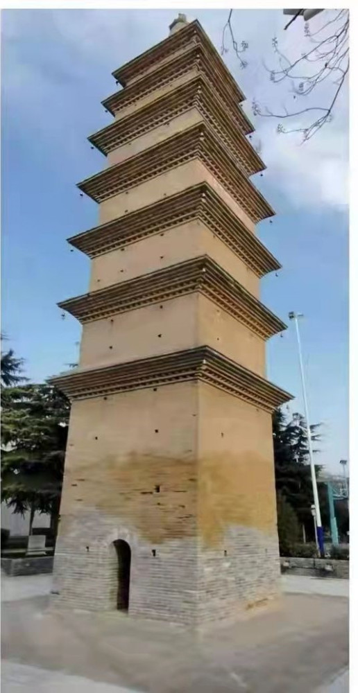 净光寺塔