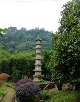 普庆寺石塔